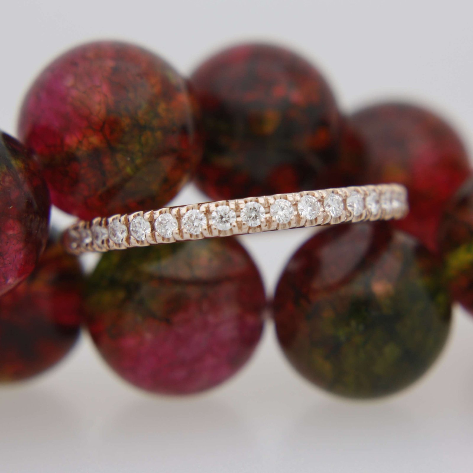 14K Gold 1.30 mm Round Diamonds Band
